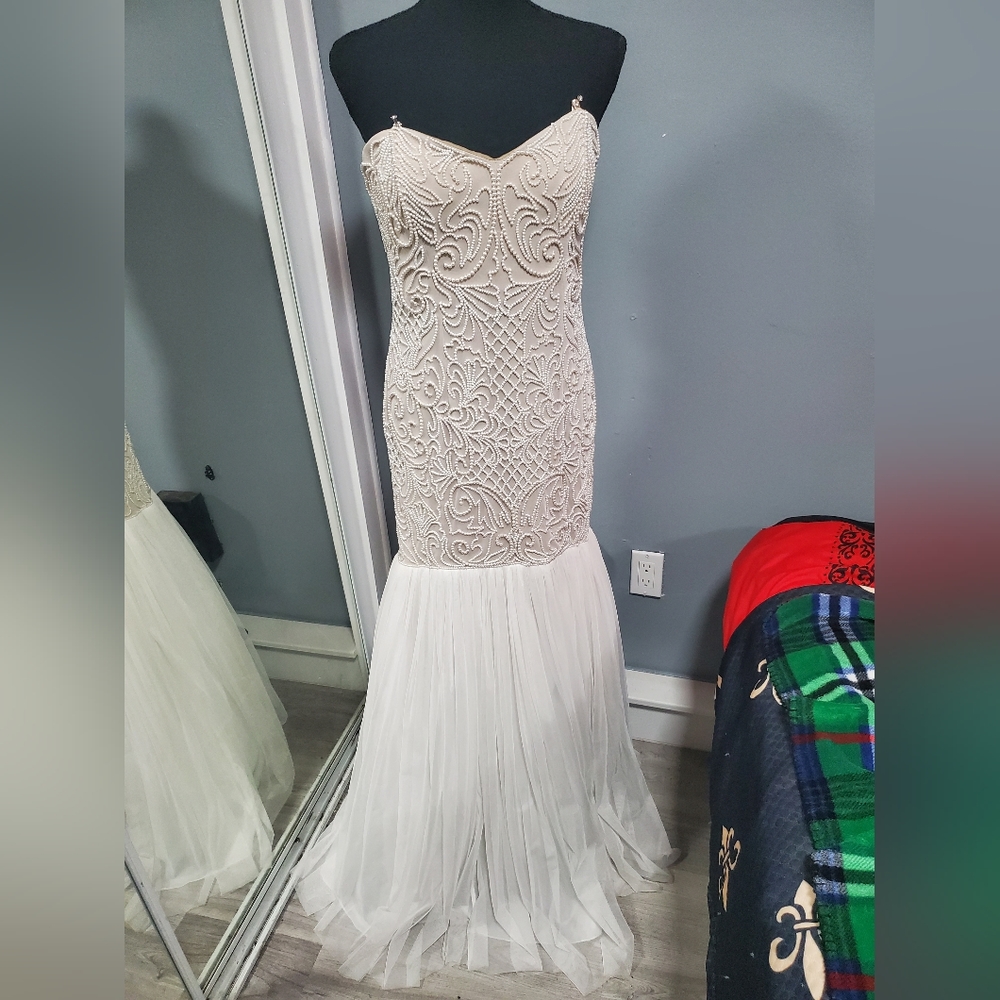 Adrianna Papell Sleeveless Ivory Pearl Beaded Mermaid Dress sz 6
